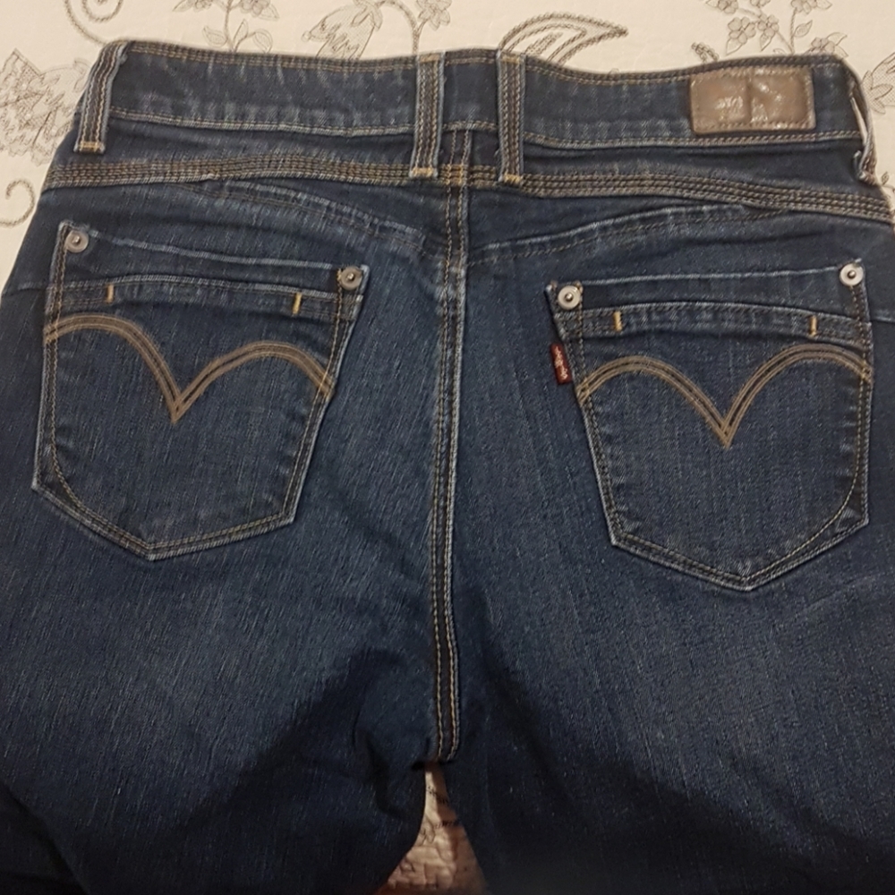 Jeans - Picture 2 of 3